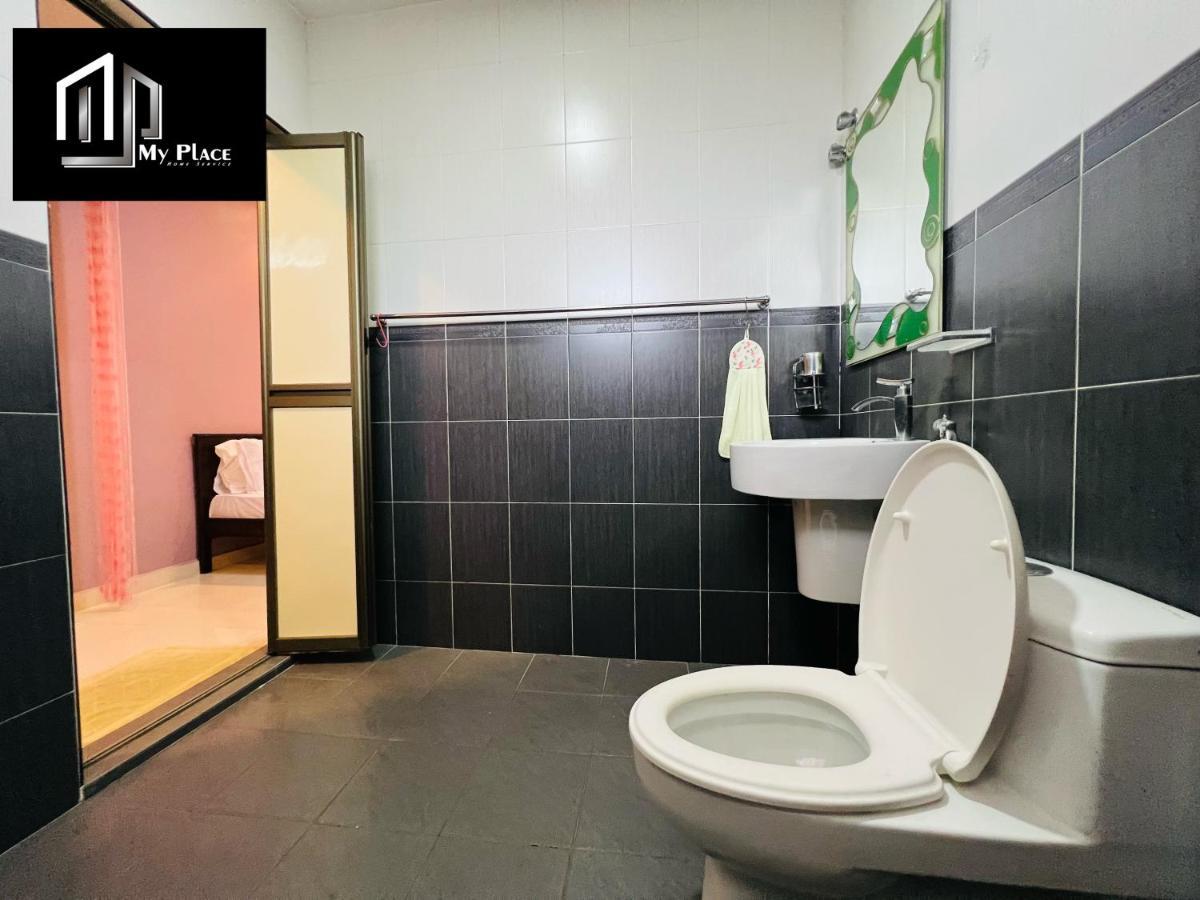 2 Storey 5Br 16Pax Semabok Taman Cheng Ho, 3 By Myplace Melaka Zewnętrze zdjęcie