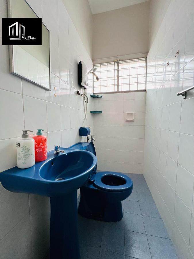 2 Storey 5Br 16Pax Semabok Taman Cheng Ho, 3 By Myplace Melaka Zewnętrze zdjęcie